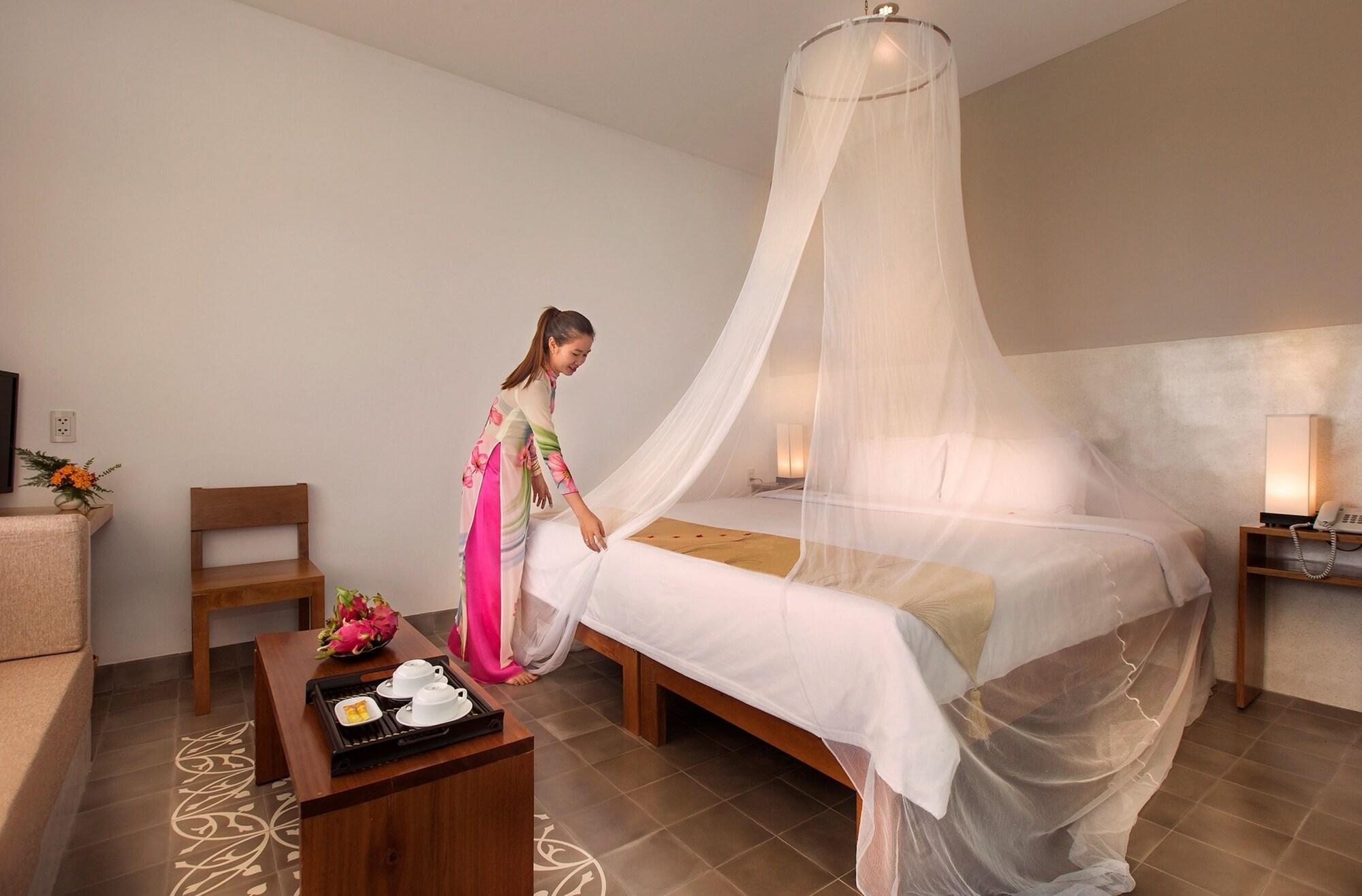 Mekong Riverside Boutique Resort & Spa Cai Be Bagian luar foto