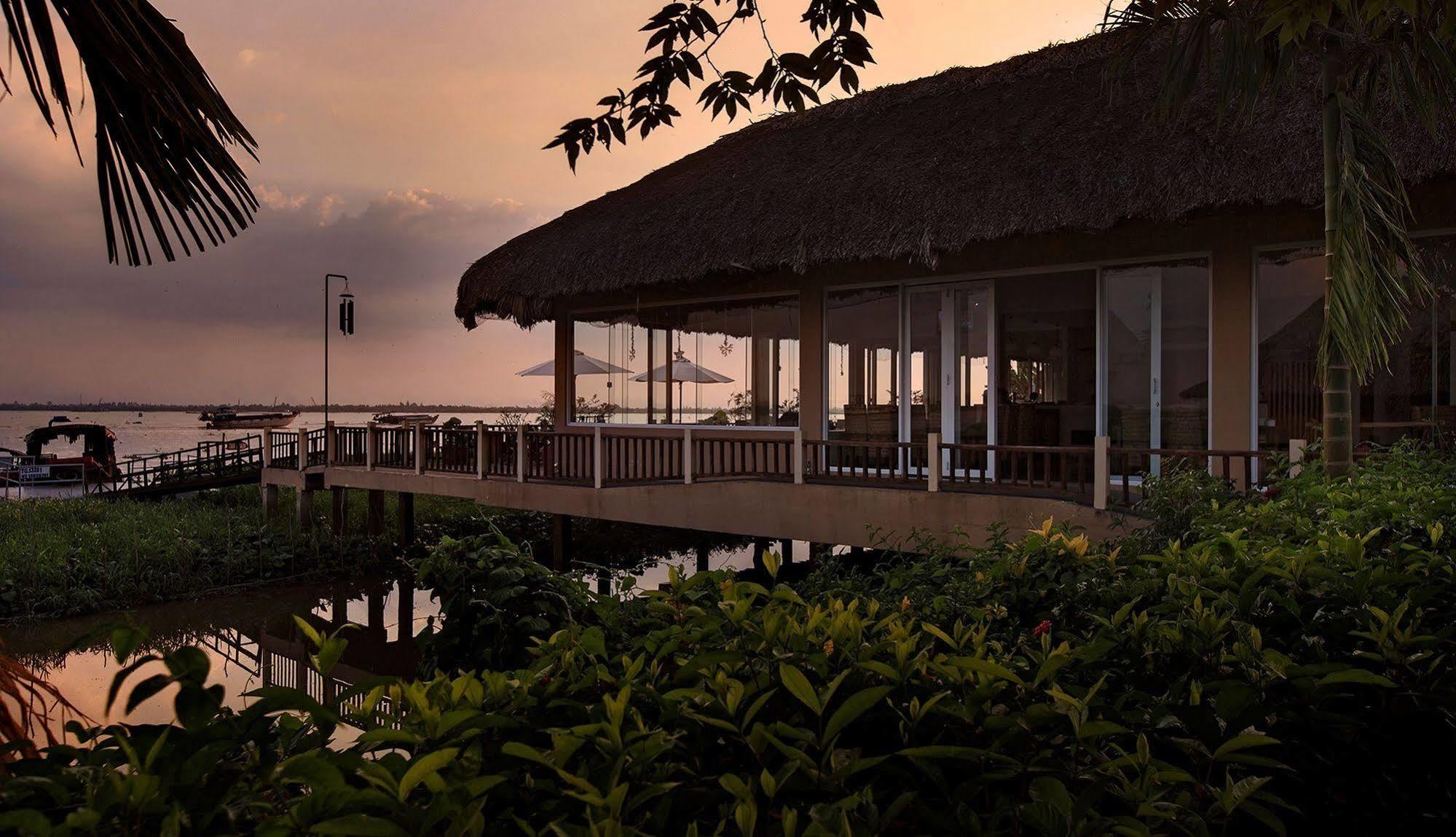 Mekong Riverside Boutique Resort & Spa Cai Be Bagian luar foto